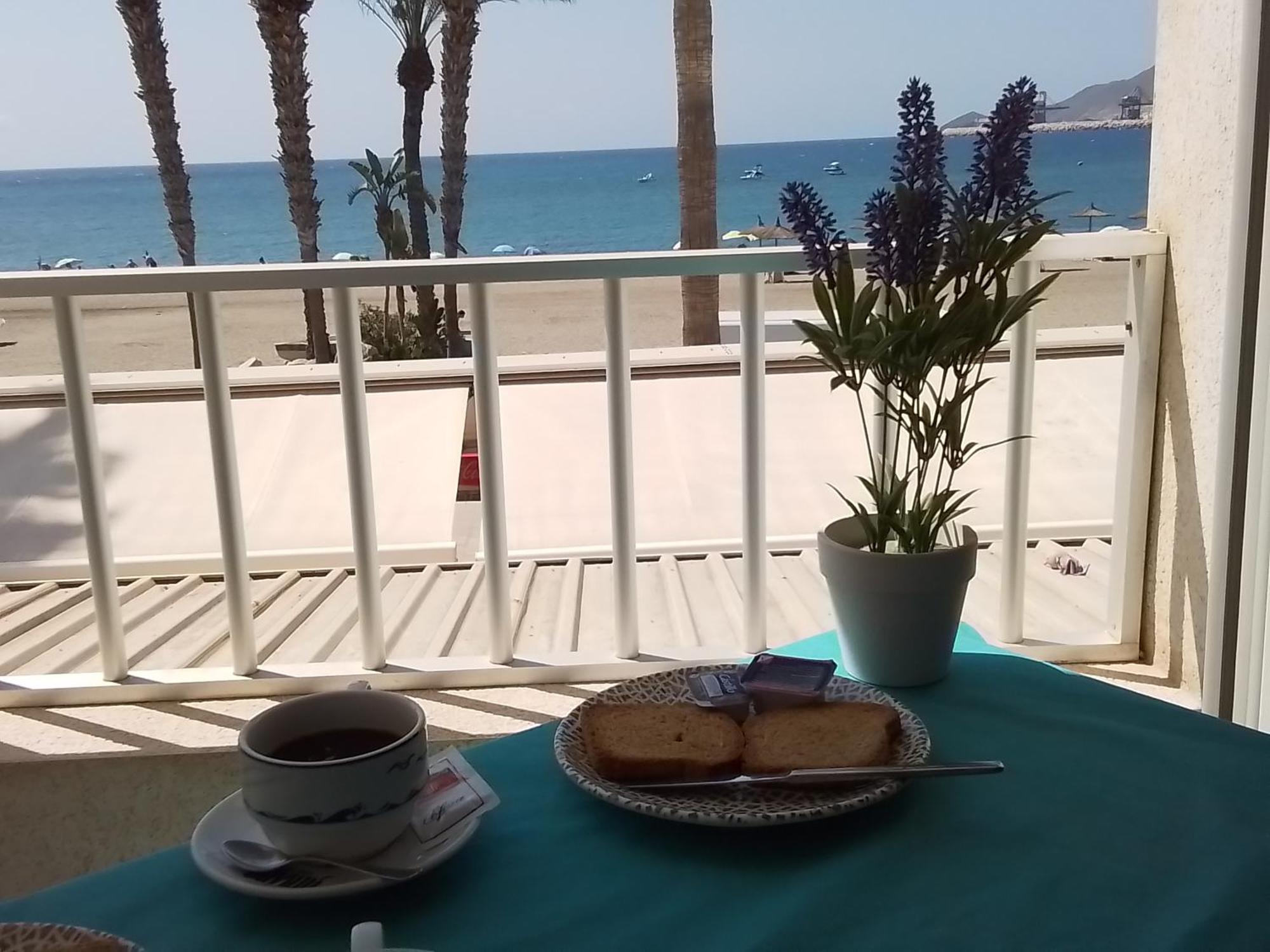 Pension Sol Y Playa Карбонерас Экстерьер фото